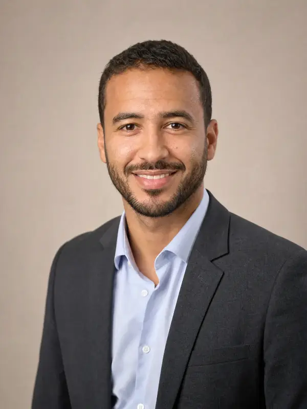 Portrait de Mehdi, en noir et blanc
